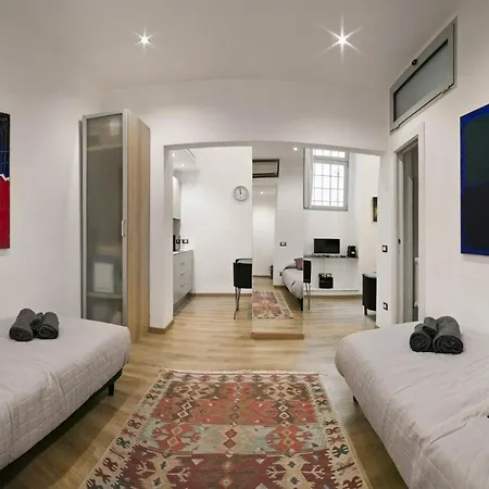아파트 Navona Comfort House *