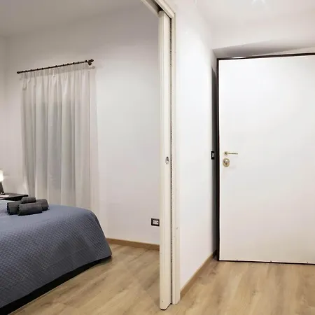 Navona Comfort House 아파트 *